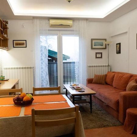 Apartment Akacija Gardens ベオグラード エクステリア 写真