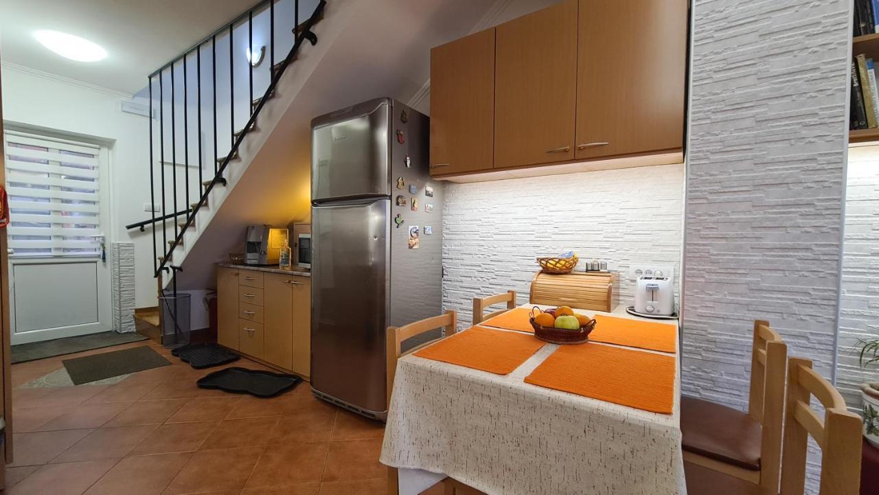Apartment Akacija Gardens ベオグラード エクステリア 写真