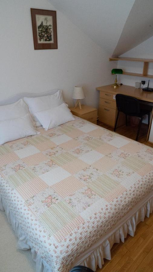 Apartment Akacija Gardens ベオグラード エクステリア 写真